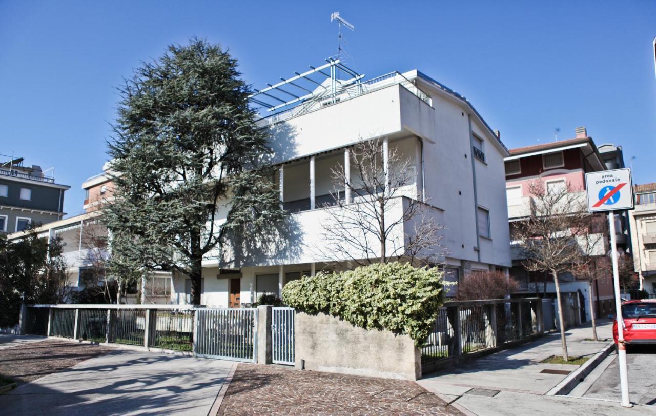 Villa Verdi Apartments Grado Exteriér fotografie
