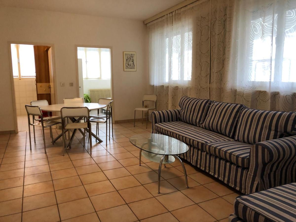 Villa Verdi Apartments Grado Exteriér fotografie